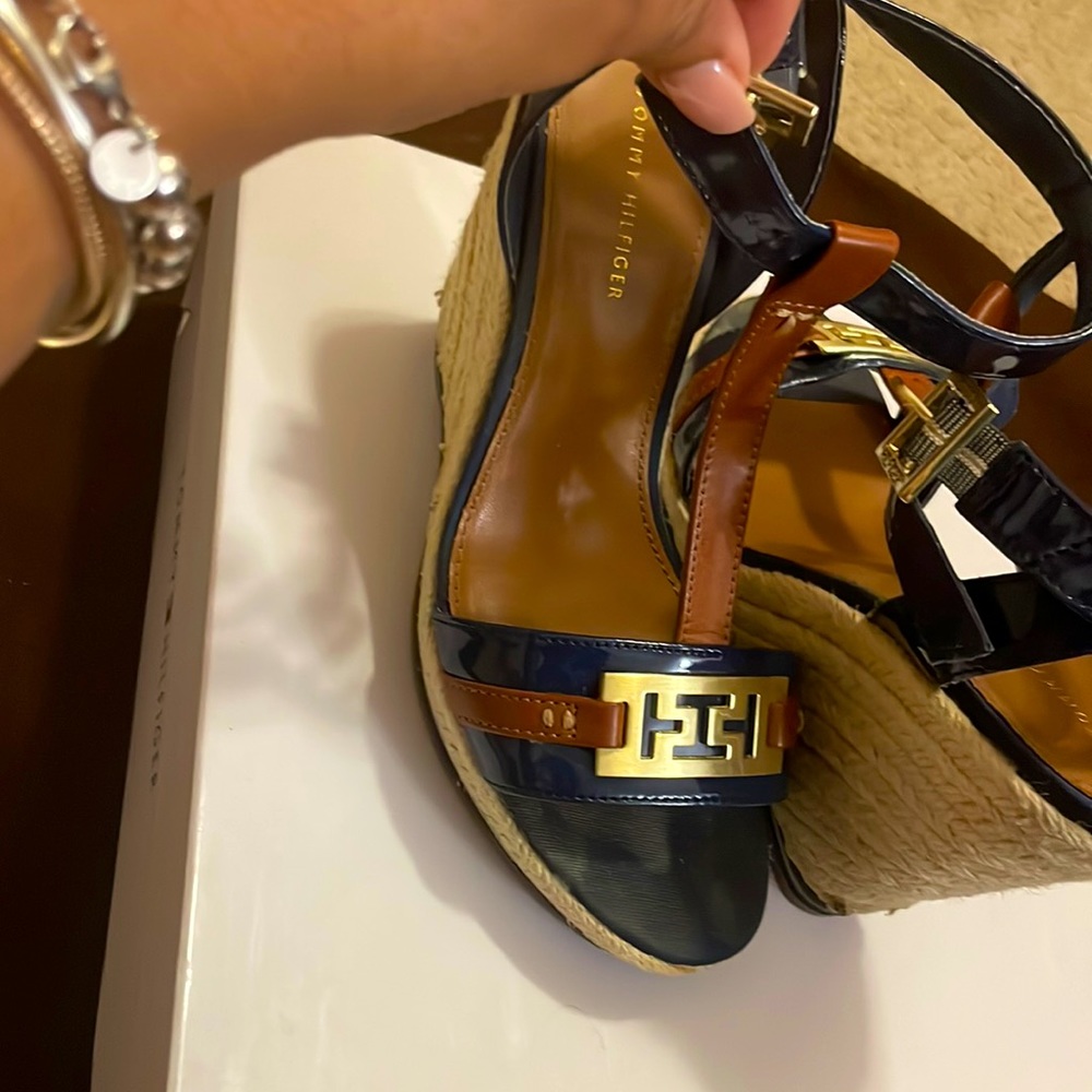 Previously worn 7.5 Navy n Tan Tommy Hilfiger wedge with original box